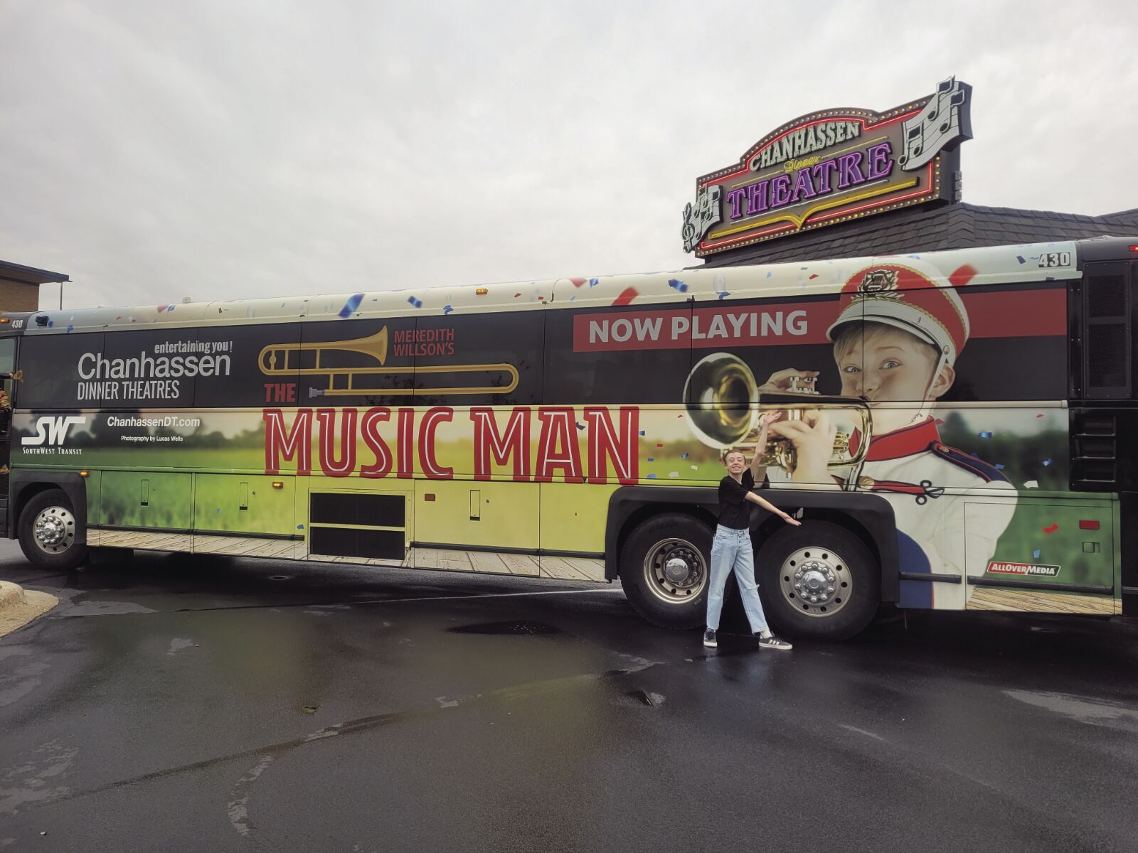 a209nwMusicMan1.jpg